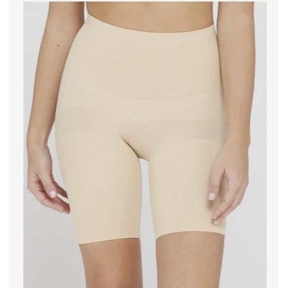 ASSETS by SPANX Women's Size L Remarkable Results High-Waisted Shaping Shorts